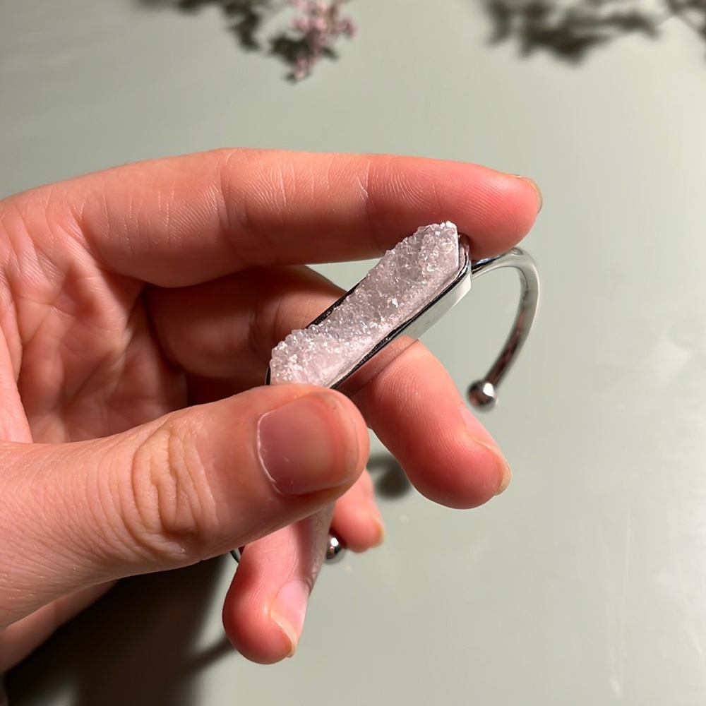 Kinsley Armelle - Silver Quartz Gem Bracelet